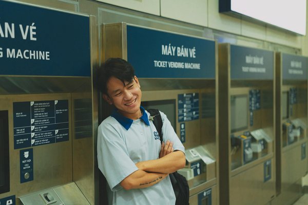 What Are Some Unique Historical Sites to Explore During a UK Vacation?